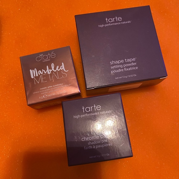 Make up bundle - Picture 10 of 10